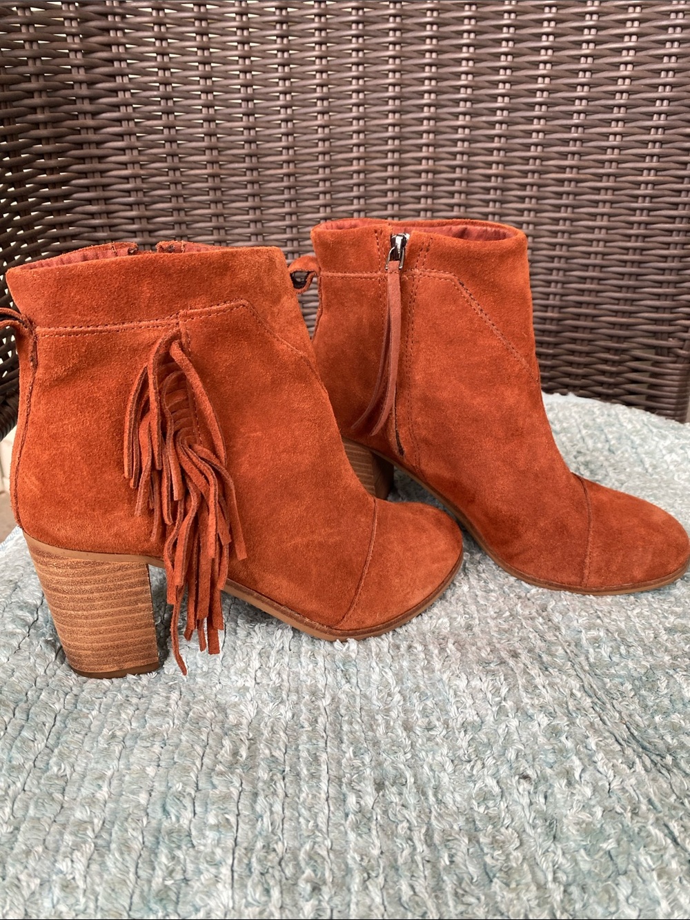 Toms Lunata Rust Suede Fringe Ankle Boots